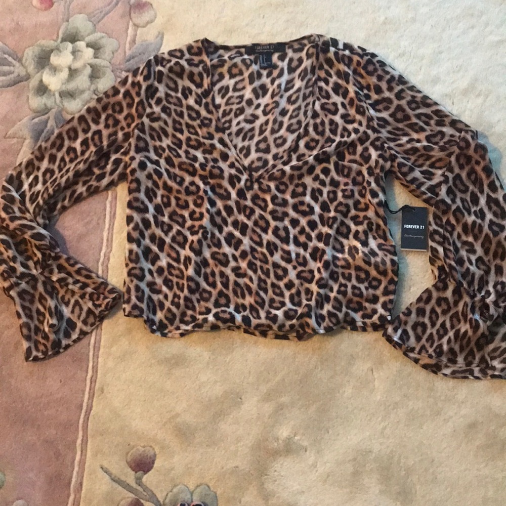 NWT Forever 21 leopard top